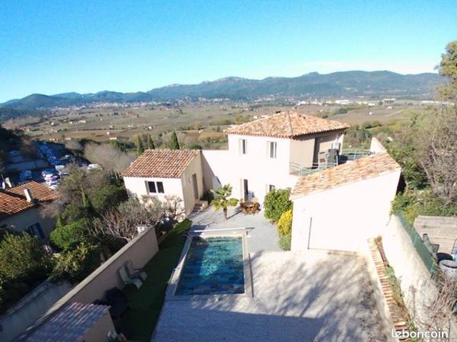 Vente | Maison contemporaine | 7p | 5ch | 174.00 m² | Pierrefeu du Var | Expo Est/Nord/Ouest/Sud | Terrasse · Balcon · Piscine