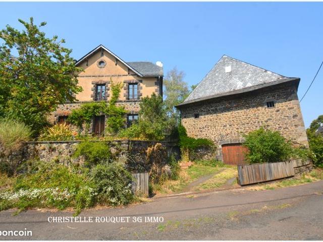Vente | Maison avec dépendance | 9p | 4ch | 133 m² | Rochefort Montagne | Terrasse