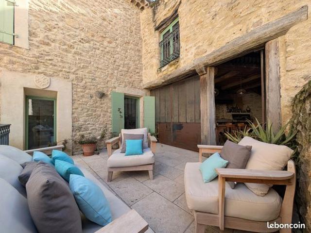 Vente maison bourgeoise avec exterieur
