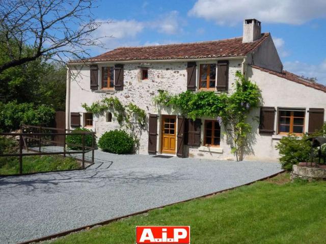 Vente maison Bazoges en Pareds 85