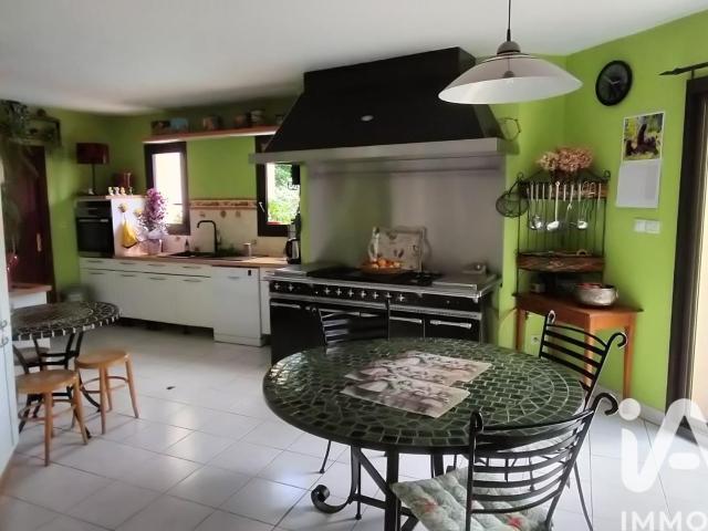 Vente Maison d'architecte 7 pièces 262m² Champagne sur Oise