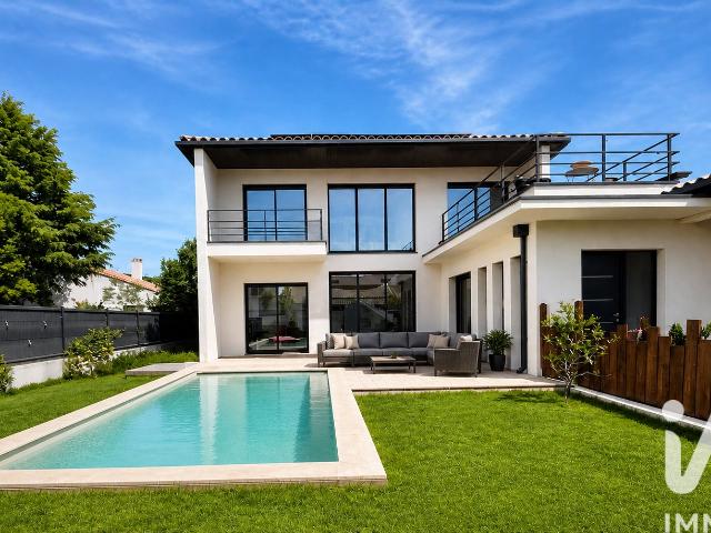 Vente Maison d'architecte 4 pièces 160m² Mudaison
