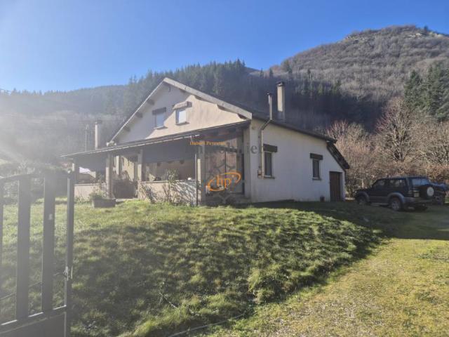 Vente maison de 160 m2 habitables sur 3610 m2 de terrain