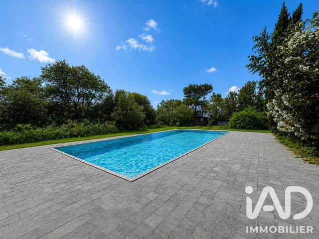 Vente Maison de campagne 11 pièces 350m² Quarante