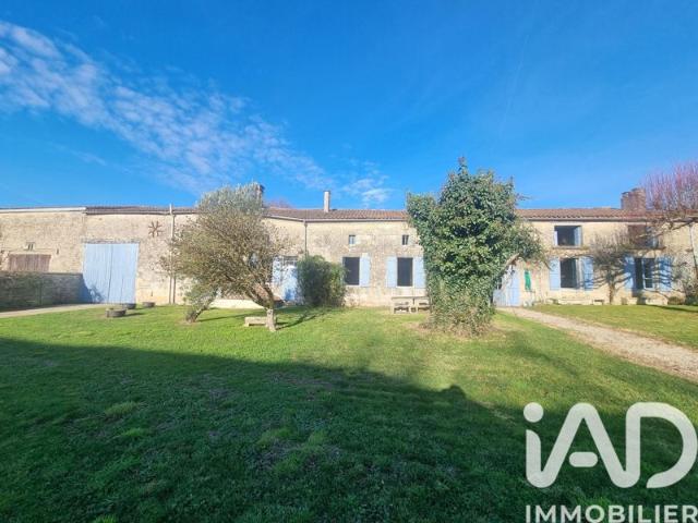 Vente Maison de campagne 19 pièces