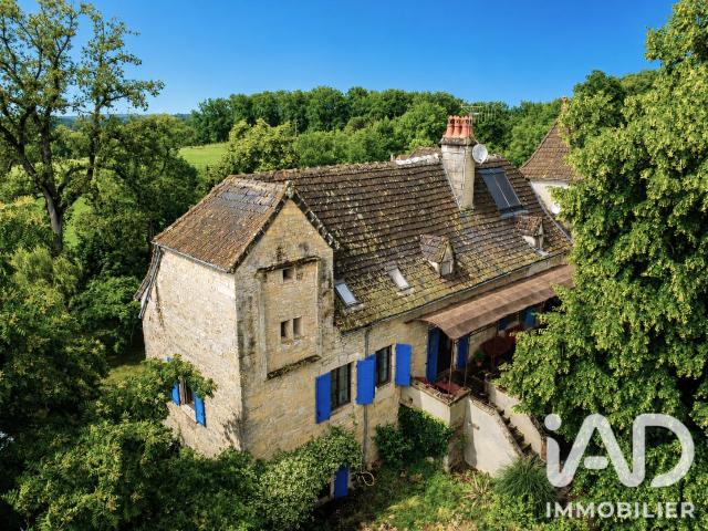 Vente Maison de campagne 7 pièces 199m² Cambes