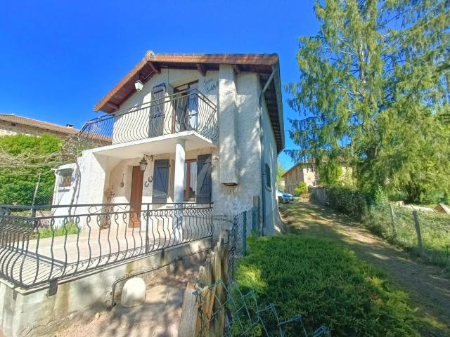 Vente Maison de campagne 77 m² à Chauffailles 98 500 € 77m² Chauffailles