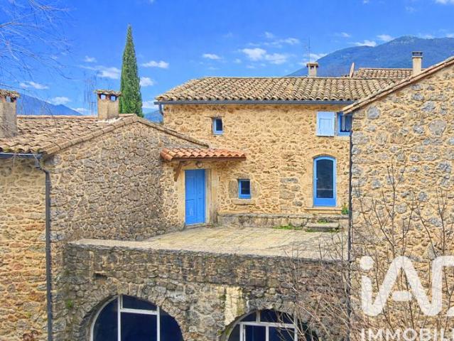 Vente Maison de campagne 9 pièces