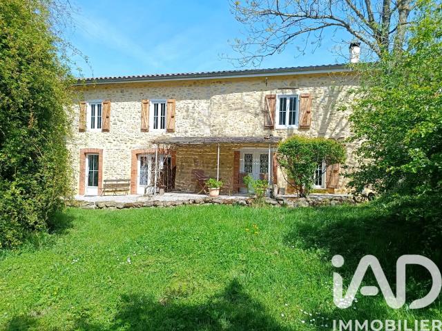 Vente Maison de campagne 9 pièces