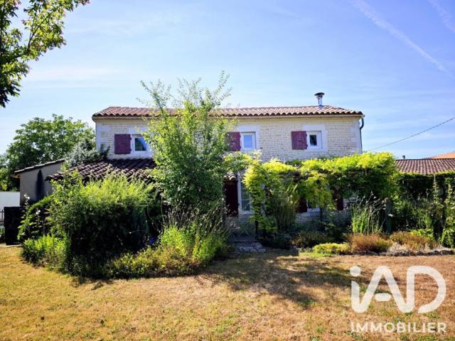 Vente Maison de campagne 9 pièces