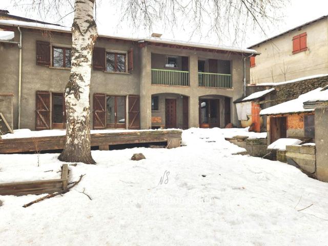 Vente maison de caractère 5 Pièce s 170m² Eyne