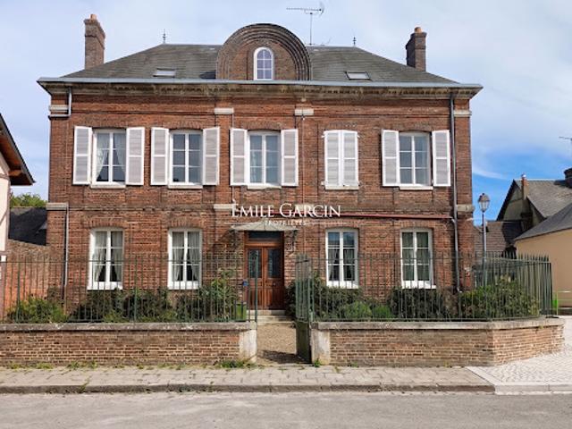 Vente Maison de bourg 7 pièces 300 m2 Bernay
