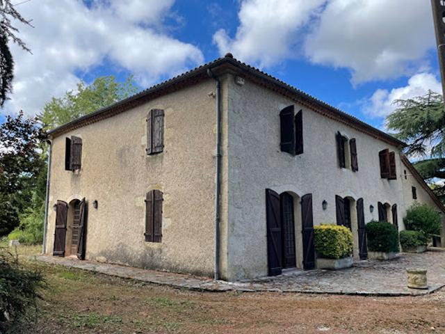 Vente Maison de bourg 9 pièces 315 m2 Auch