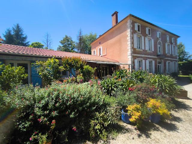 Vente Maison de maître 16 pièces 600 m2 Nogaro