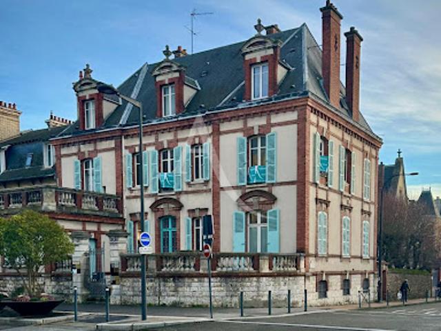 Vente Immeuble 19 pièces 454 m2 Chartres