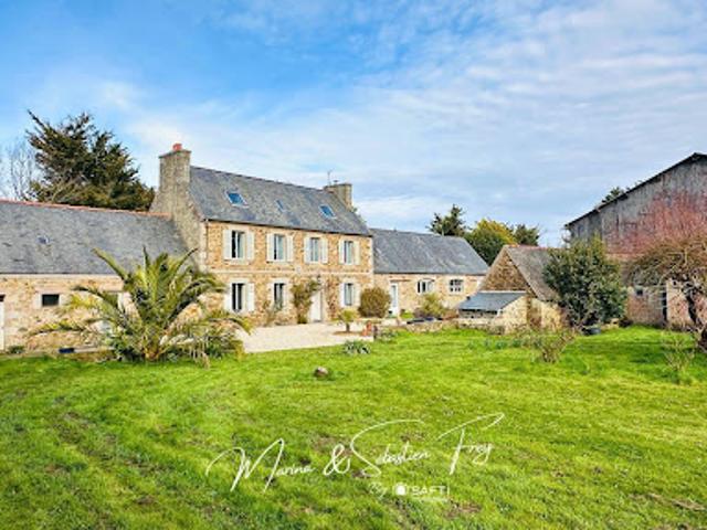 Vente Maison de maître 11 pièces 300 m2 Louannec