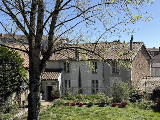 Vente Maison de maître 12 pièces 287 m2 Nontron