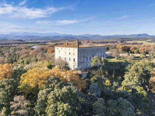 Vente Maison de maître 20 pièces 610 m2 Saint Nazaire des Gardies