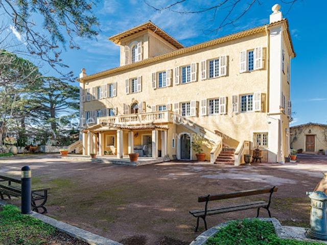 Vente Maison de maître 23 pièces 860 m2 Nice