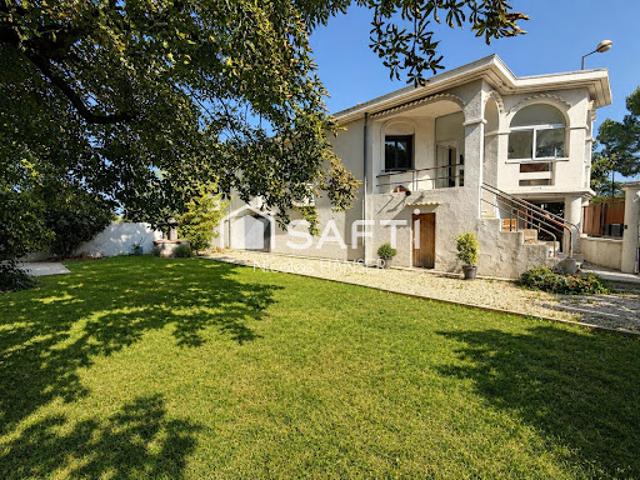 Vente Maison de maître 4 pièces 106 m2 Ribaute les Tavernes
