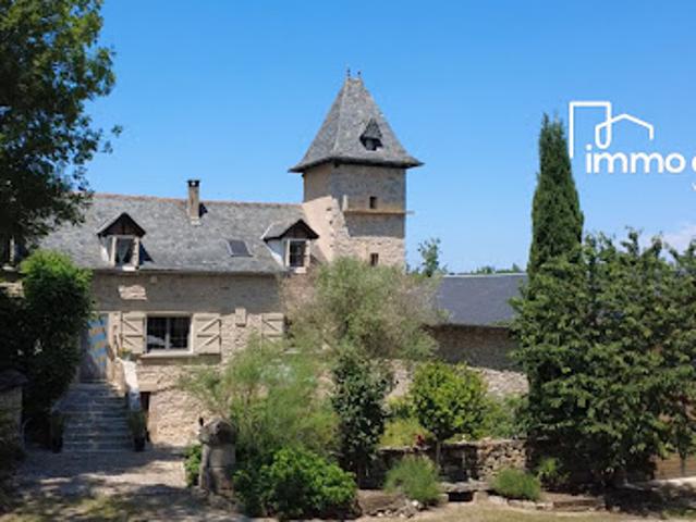 Vente Maison de maître 7 pièces 170 m2 Villefranche de Rouergue