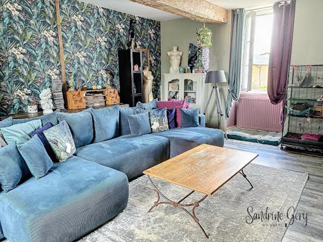 Vente Maison de maître 7 pièces 132 m2 Ombrée d'Anjou
