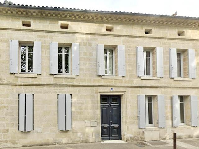 Vente Maison de maître 7 pièces 233.53 m2 Montagne