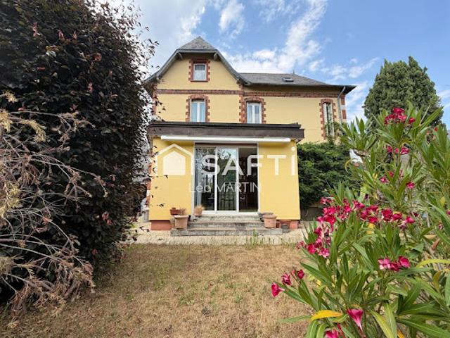 Vente Maison de maître 8 pièces 153 m2 Cholet