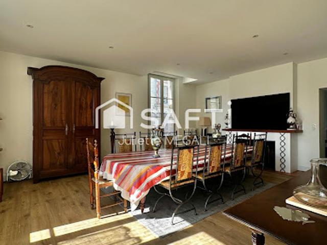 Vente Maison de maître 8 pièces 345 m2 Montagne
