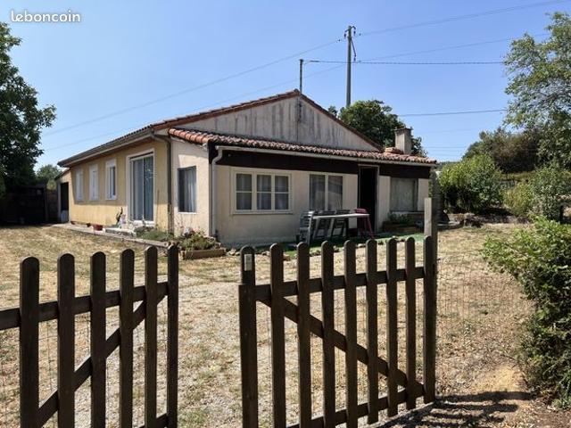 Vente | Maison de plain pied | 5p | 4ch | 98 m² | Availles Limouzine | Expo Sud Est | Jardin
