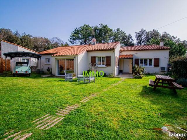 Vente | Maison de plain pied | 7p | 4ch | 163 m² | Meschers sur Gironde | Expo Sud Ouest | Terrasse · Jardin · Piscine