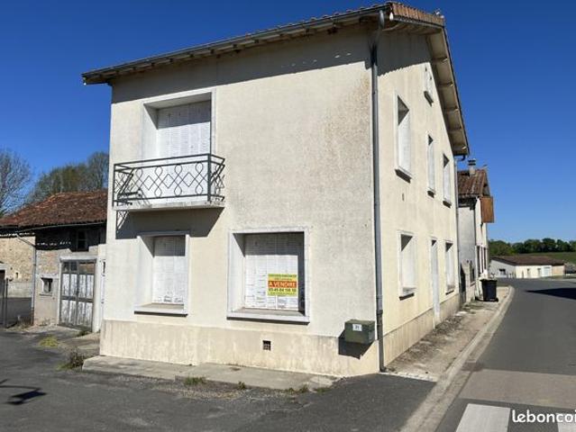 Vente | Maison de village | 4p | 3ch | 104 m² | Ambernac | Balcon