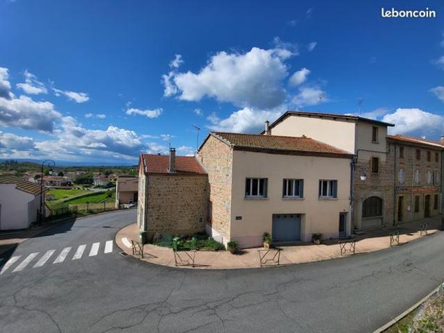 Vente | Maison de village | 4p | 3ch | 115 m² | Rozier en Donzy | Expo Ouest | Balcon
