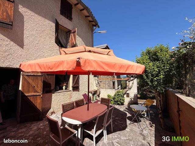 Vente | Maison de village | 4p | 3ch | 82 m² | Montoulieu | Terrasse