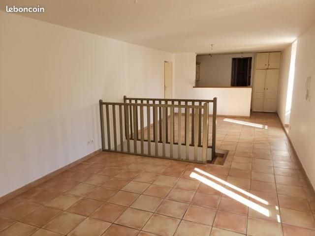 Vente | Maison de village | 4p | 3ch | 94 m² | Rochefort du Gard | Terrasse · Balcon