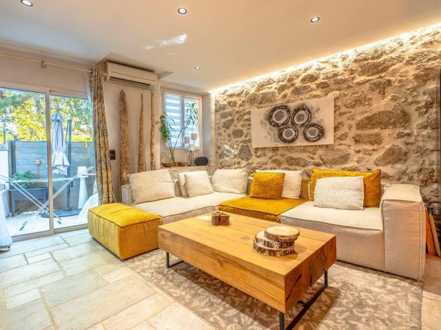 Vente maison de village 5 Pièce s 125m² Le Plan de la Tour