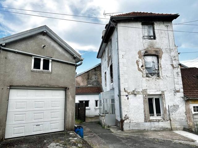 Vente maison de village 5 pièces 105 m2 Fontaine les Luxeuil 45