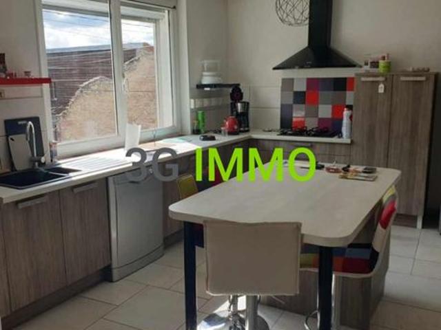 Maison de village 230 m² | Terrasse | Garage 3 VL