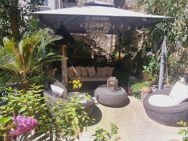 Vente | Maison de village | 5p | 2ch | 93 m² | Euzet | Expo Ouest | Terrasse · Jardin