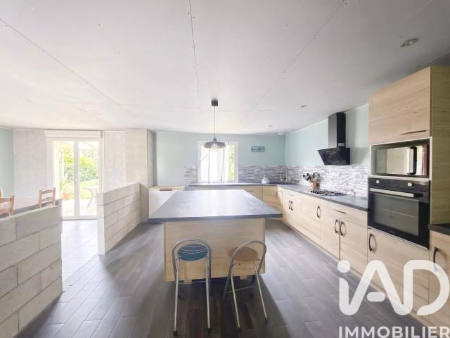 Vente Maison de village 6 pièces