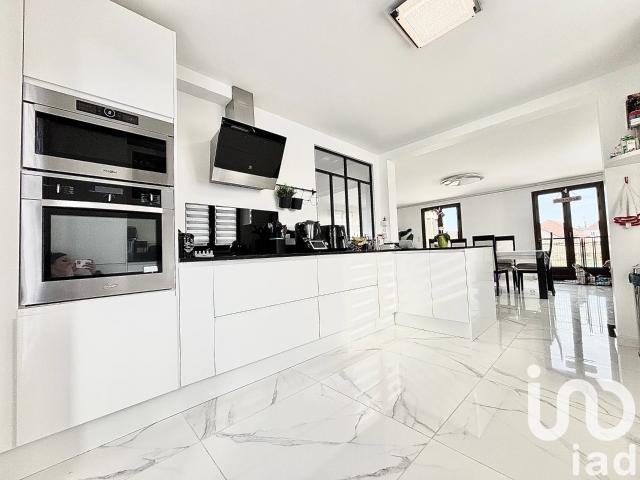 Vente Maison de village 7 pièces