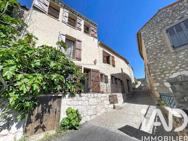Vente Maison de village 7 pièces