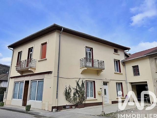 Vente Maison de village 8 pièces