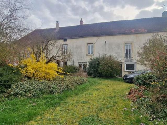 Vente Maison de village 8 pièces