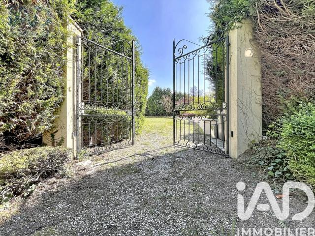 Vente Maison de village 8 pièces