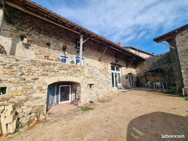 Vente | Maison de village | 8p | 3ch | 218 m² | Navour sur Grosne | Expo Sud Est | Terrasse · Balcon
