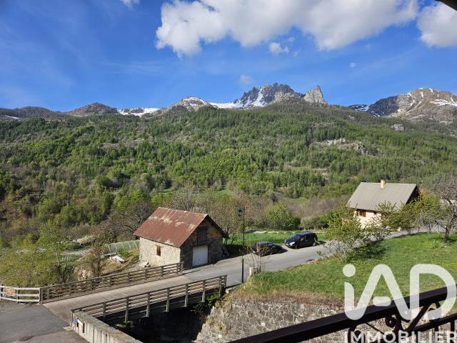 Vente Maison de village 9 pièces