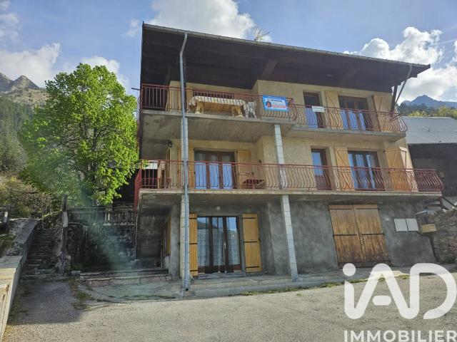 Vente Maison de village 9 pièces