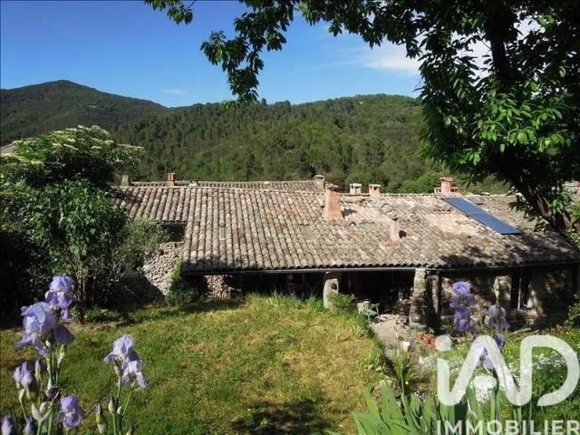 Vente Maison de village 9 pièces