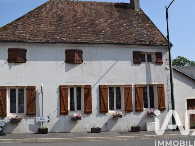 Vente Maison de village 10 pièces 222m² Batilly en Puisaye
